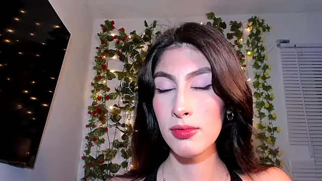 valeria gonzales  online show from 01/30/25, 12:18