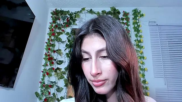 valeria gonzales  online show from 02/20/25, 10:59