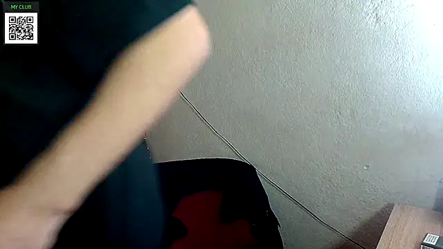 Snapshot of Johan___Barker chatting on 01/07/25, 11:37 Johan Barker online show from 01/07/25, 11:37