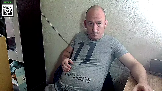 Snapshot of Johan___Barker chatting on 02/15/25, 10:44 Johan Barker online show from 02/15/25, 10:44