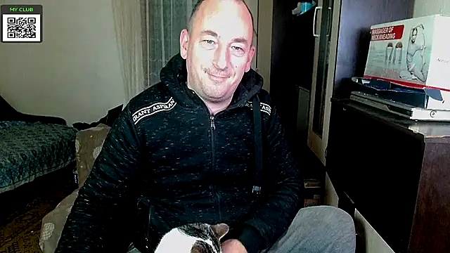 Snapshot of Johan___Barker chatting on 02/24/25, 08:17 Johan Barker online show from 02/24/25, 08:17