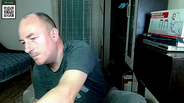 Snapshot of Johan___Barker chatting on 02/26/25, 07:53 Johan Barker online show from 02/26/25, 07:53