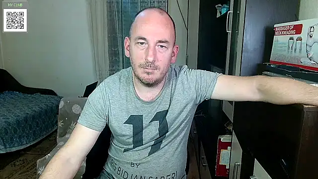 Snapshot of Johan___Barker chatting on 03/12/25, 09:44 Johan Barker online show from 03/12/25, 09:44