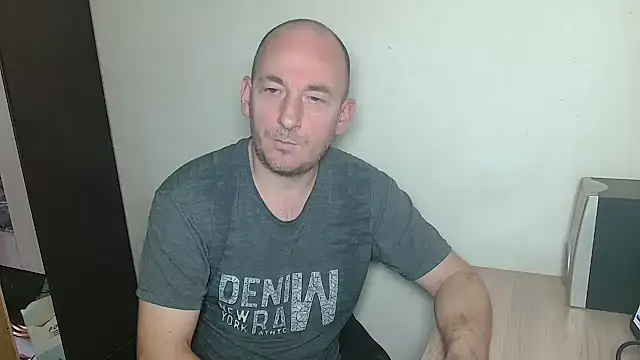 Johan   Barker online show from 12/21/25, 11:39