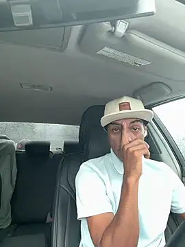 Snapshot of carlosjm2605 chatting on 03/21/26, 10:13 carlosjm2605 online show from 03/21/26, 10:13