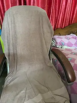 Anushka 21 online show from 02/18/26, 07:10