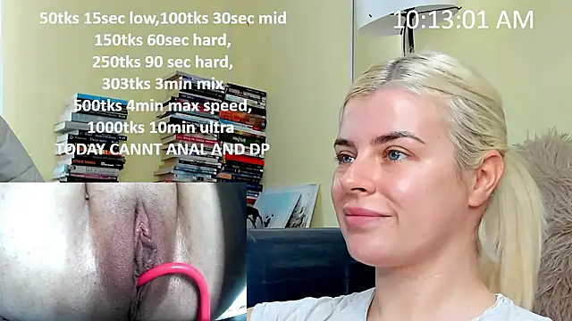 Snapshot of queenofthenighttt chatting on 01/18/26, 09:13 queenofthenighttt online show from 01/18/26, 09:13