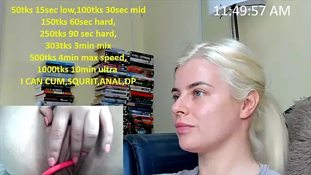 Snapshot of queenofthenighttt chatting on 03/18/26, 10:51 queenofthenighttt online show from 03/18/26, 10:51