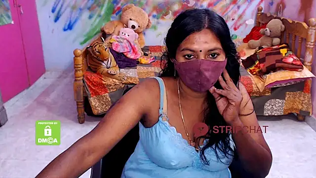 Snapshot of Novapol chatting on 03/07/25, 06:13 Novapol online show from 03/07/25, 06:13