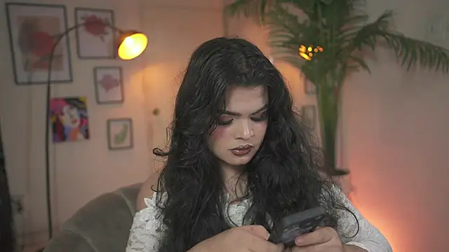 artechloe online show from 11/29/25, 01:41