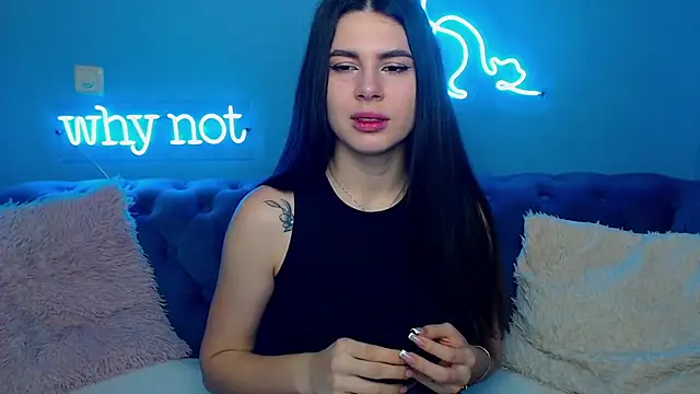 Snapshot of ViollinaLove chatting on 01/17/25, 05:42 ViollinaLove online show from 01/17/25, 05:42