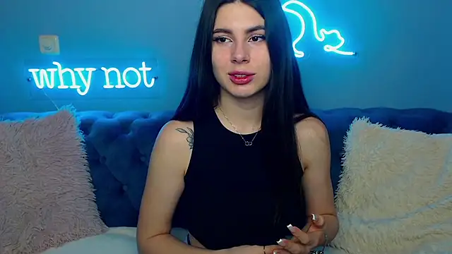 Snapshot of ViollinaLove chatting on 02/03/25, 05:40 ViollinaLove online show from 02/03/25, 05:40