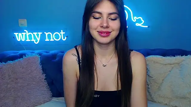 Snapshot of ViollinaLove chatting on 02/18/25, 11:55 ViollinaLove online show from 02/18/25, 11:55