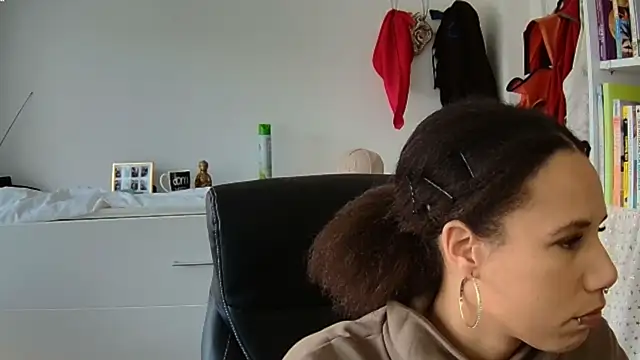 AaliyahHarris online show from 03/20/25, 12:53