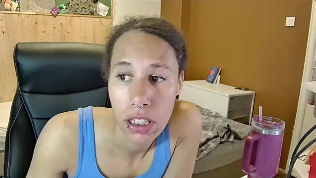 AaliyahHarris online show from 04/18/26, 07:07