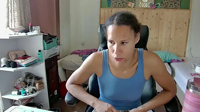 AaliyahHarris online show from 06/17/26, 01:34