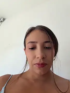 Hall 16 online show from 06/18/26, 04:44