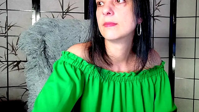  Sweetlonglips  online show from 11/20/25, 06:13