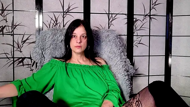 Snapshot of _Sweetlonglips_ chatting on 04/01/26, 06:14 Sweetlonglips online show from 04/01/26, 06:14