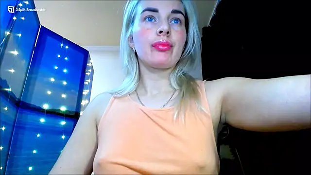 Snapshot of miaa_sunn chatting on 12/16/24, 08:05 miaa sunn online show from 12/16/24, 08:05