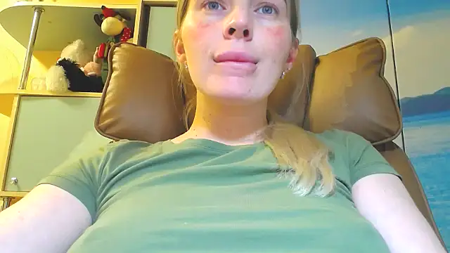 Snapshot of miaa_sunn chatting on 04/12/26, 07:30 miaa sunn online show from 04/12/26, 07:30