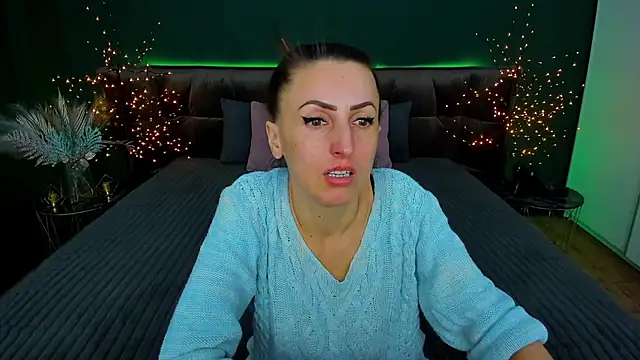 Rebecca Diamond online show from 02/11/25, 06:40