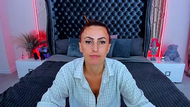 Snapshot of Rebecca_Diamond chatting on 07/10/26, 11:57 Rebecca Diamond online show from 07/10/26, 11:57