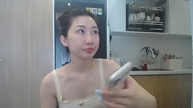 Snapshot of Asiagirll chatting on 05/13/26, 02:09 Asiagirll online show from 05/13/26, 02:09