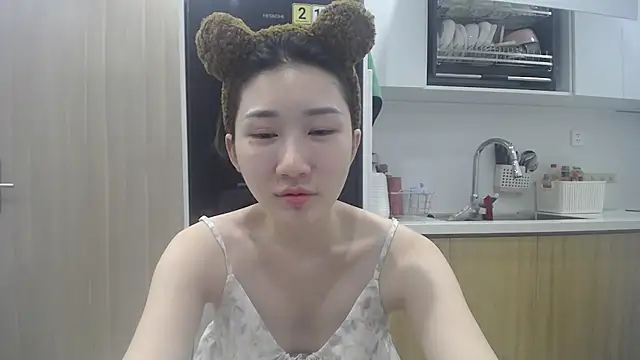 Snapshot of Asiagirll chatting on 05/18/26, 04:13 Asiagirll online show from 05/18/26, 04:13
