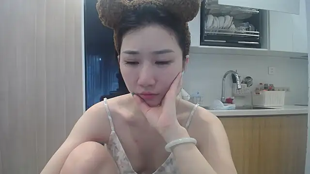 Snapshot of Asiagirll chatting on 05/22/26, 01:35 Asiagirll online show from 05/22/26, 01:35