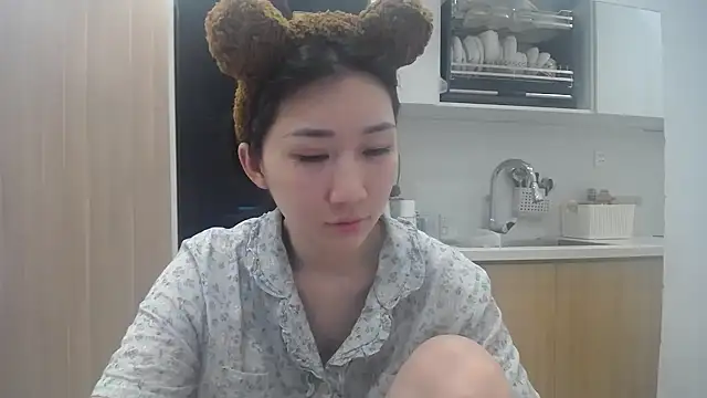 Snapshot of Asiagirll chatting on 05/28/26, 01:41 Asiagirll online show from 05/28/26, 01:41