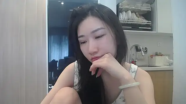 Snapshot of Asiagirll chatting on 06/07/26, 02:05 Asiagirll online show from 06/07/26, 02:05