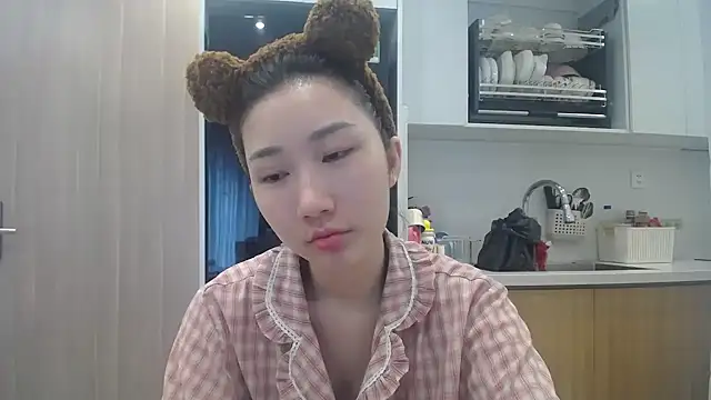 Snapshot of Asiagirll chatting on 06/16/26, 02:58 Asiagirll online show from 06/16/26, 02:58