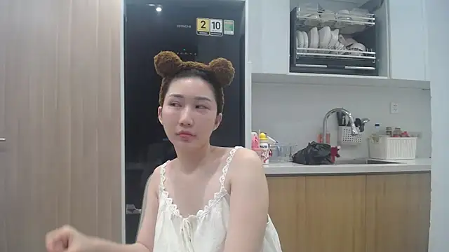 Snapshot of Asiagirll chatting on 06/17/26, 03:24 Asiagirll online show from 06/17/26, 03:24