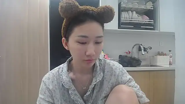 Asiagirll online show from 07/06/26, 03:25