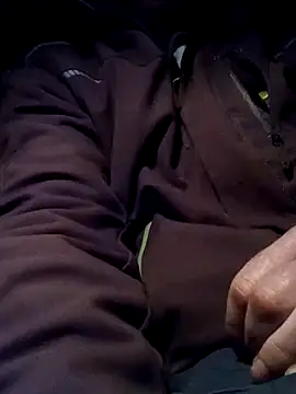 Snapshot of Rolandxxxr chatting on 12/02/24, 05:48 Rolandxxxr online show from 12/02/24, 05:48