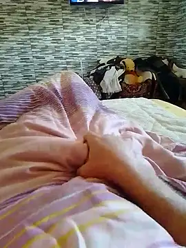 Snapshot of Rolandxxxr chatting on 03/03/26, 11:38 Rolandxxxr online show from 03/03/26, 11:38