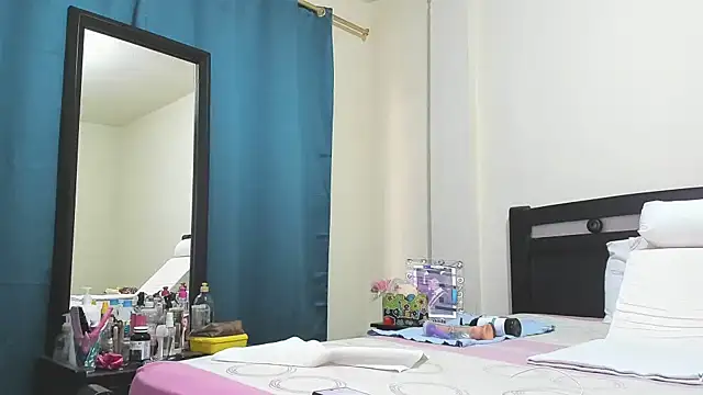 mara2020 69 online show from 09/11/25, 01:44