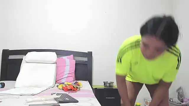 mara2020 69 online show from 10/01/25, 02:56