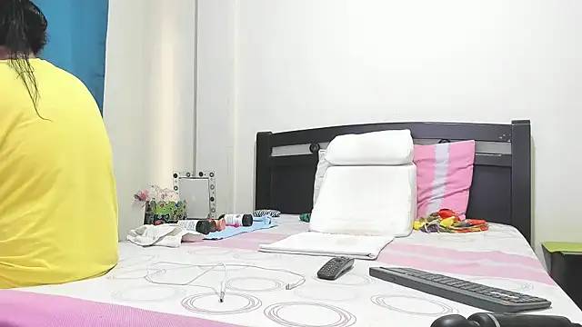 mara2020 69 online show from 10/08/25, 02:14