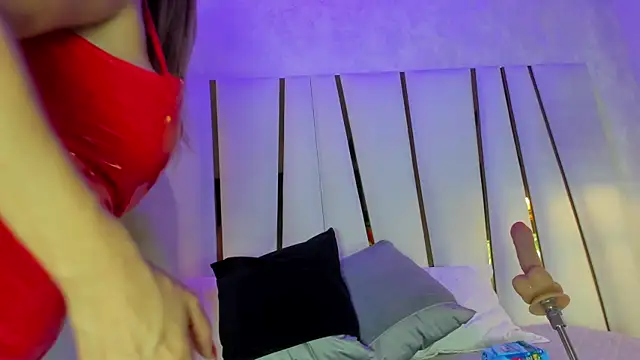 elena mature online show from 05/09/26, 08:25