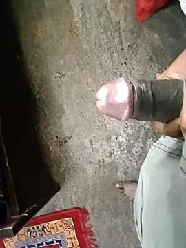 Snapshot of rameshmry1 chatting on 12/14/25, 04:51 rameshmry1 online show from 12/14/25, 04:51