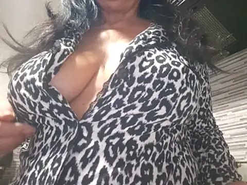 Snapshot of La_Vedova_Allegra chatting on 11/28/25, 07:49 La Vedova Allegra online show from 11/28/25, 07:49