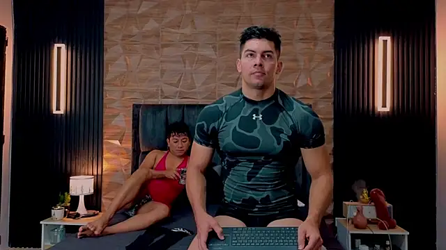 FelipeAndMarcello3 online show from 09/08/25, 02:16