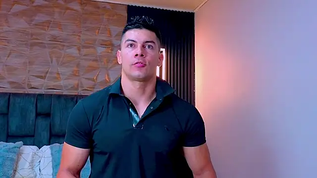 FelipeAndMarcello3 online show from 06/11/26, 10:52