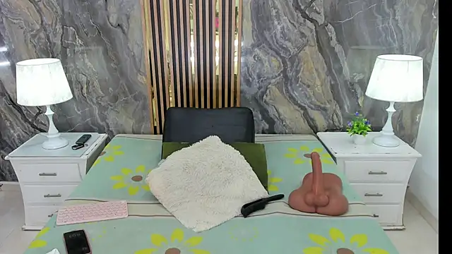 Nyakimgold online show from 06/18/26, 01:04