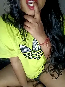 Snapshot of Sweet-Berry chatting on 12/26/24, 08:42 Sweet-Berry online show from 12/26/24, 08:42