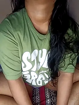 Snapshot of Sweet-Berry chatting on 01/04/25, 06:51 Sweet-Berry online show from 01/04/25, 06:51