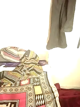 Snapshot of Sweet-Berry chatting on 01/28/25, 07:32 Sweet-Berry online show from 01/28/25, 07:32