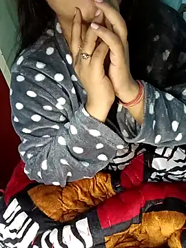 Snapshot of Sweet-Berry chatting on 02/13/25, 05:33 Sweet-Berry online show from 02/13/25, 05:33